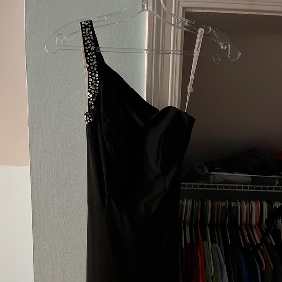 Pageant Dress - Picture 3 of 6